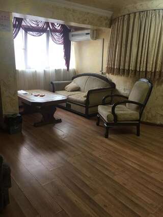 Отель HOTEL SUBTROPIK Батуми Семейный номер-студио-2